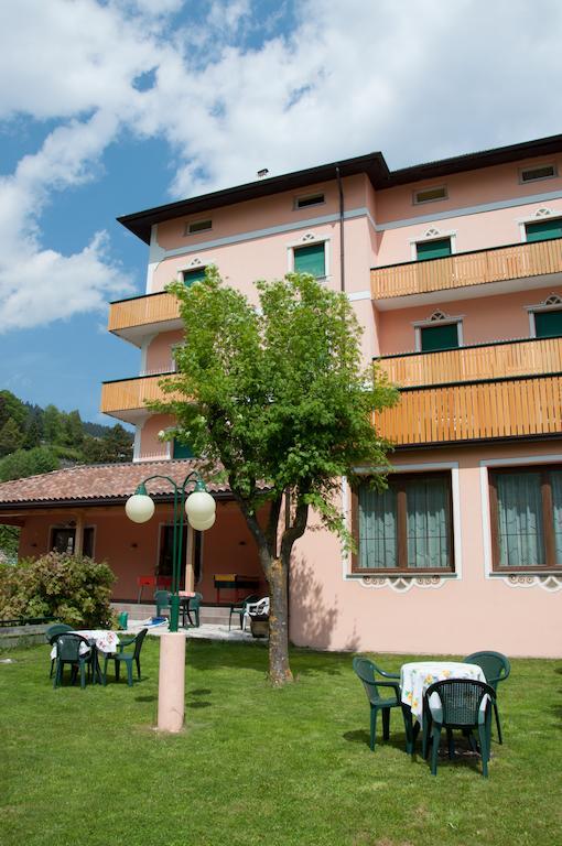 Albergo Italia Molveno Εξωτερικό φωτογραφία